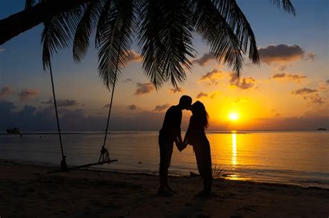 the sunset is beautiful isn't it meaning|sunset meaning in relationship.